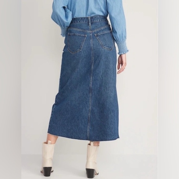 NWT High-Waisted Split-Front Cut-Off Non-Stretch Jean Maxi Skirt for Woman - 8 - Picture 4 of 9